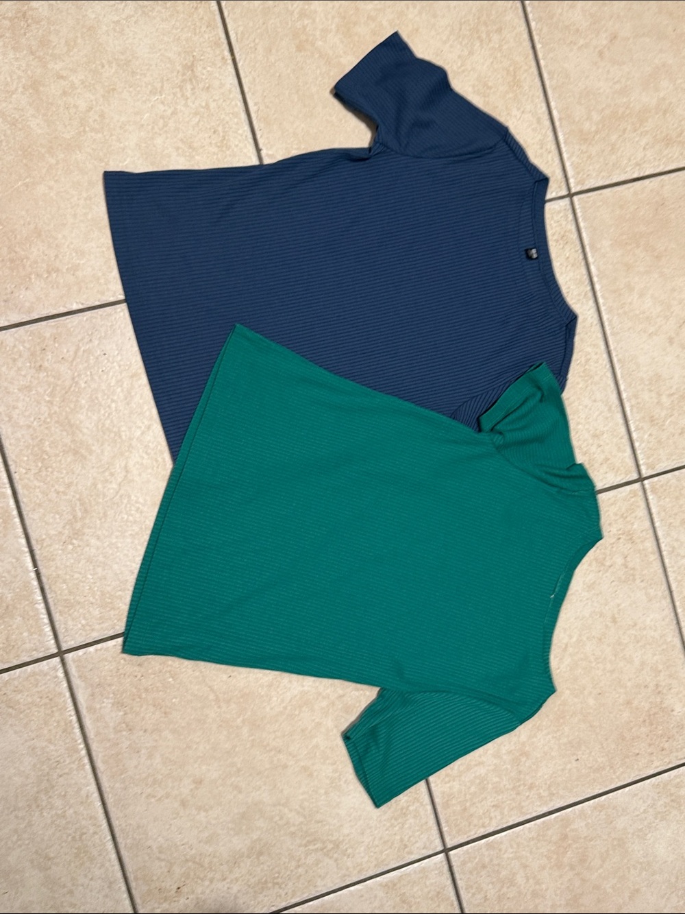 Uniqlo Women's Short Sleeve Ribbed Tops - Navy & Teal Green